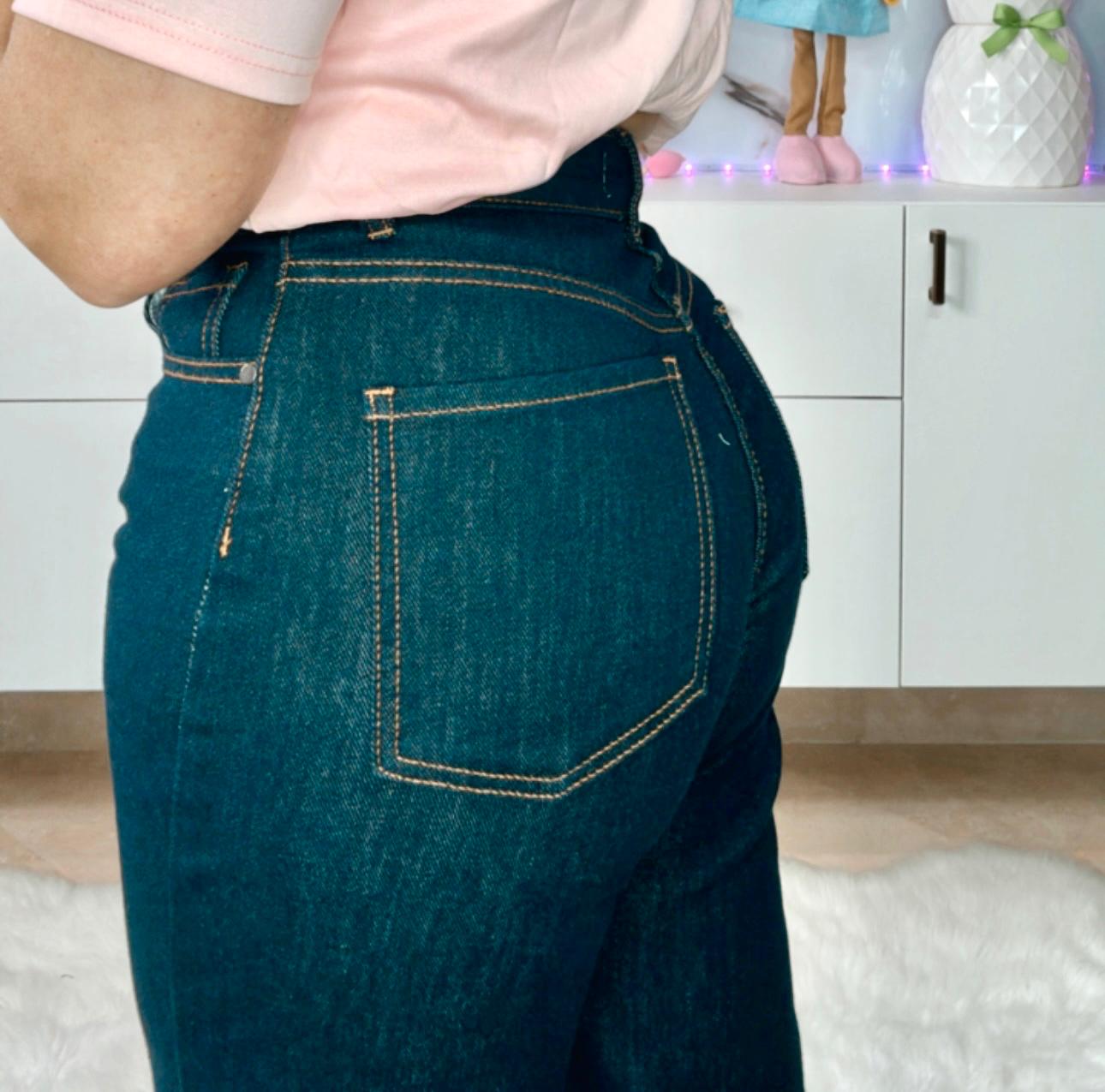 High Waisted Straight Leg Jeans