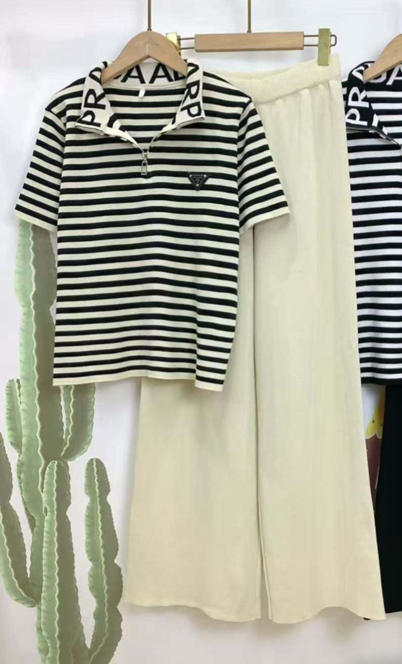 Praadaa Pant Set